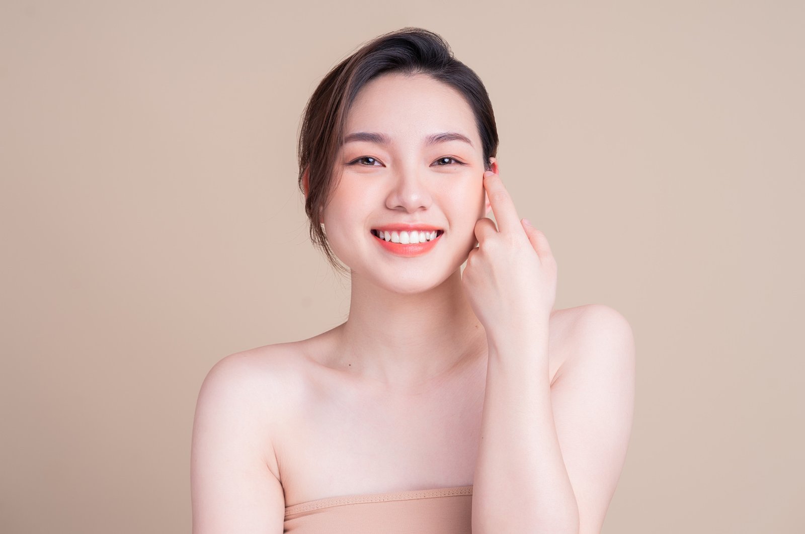 Woman with healthy glowing skin